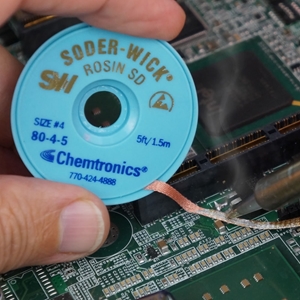 An image of Desoldering Wick